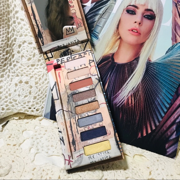 Urban Decay Other - Urban Decay Jean-Michel Basquiat  eyeshadow pallet